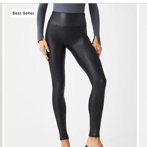 Spanx Faux Leather Leggings MEDIUM